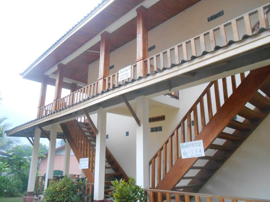 Vongmany Guesthouse Nong Khiaw Екстер'єр фото