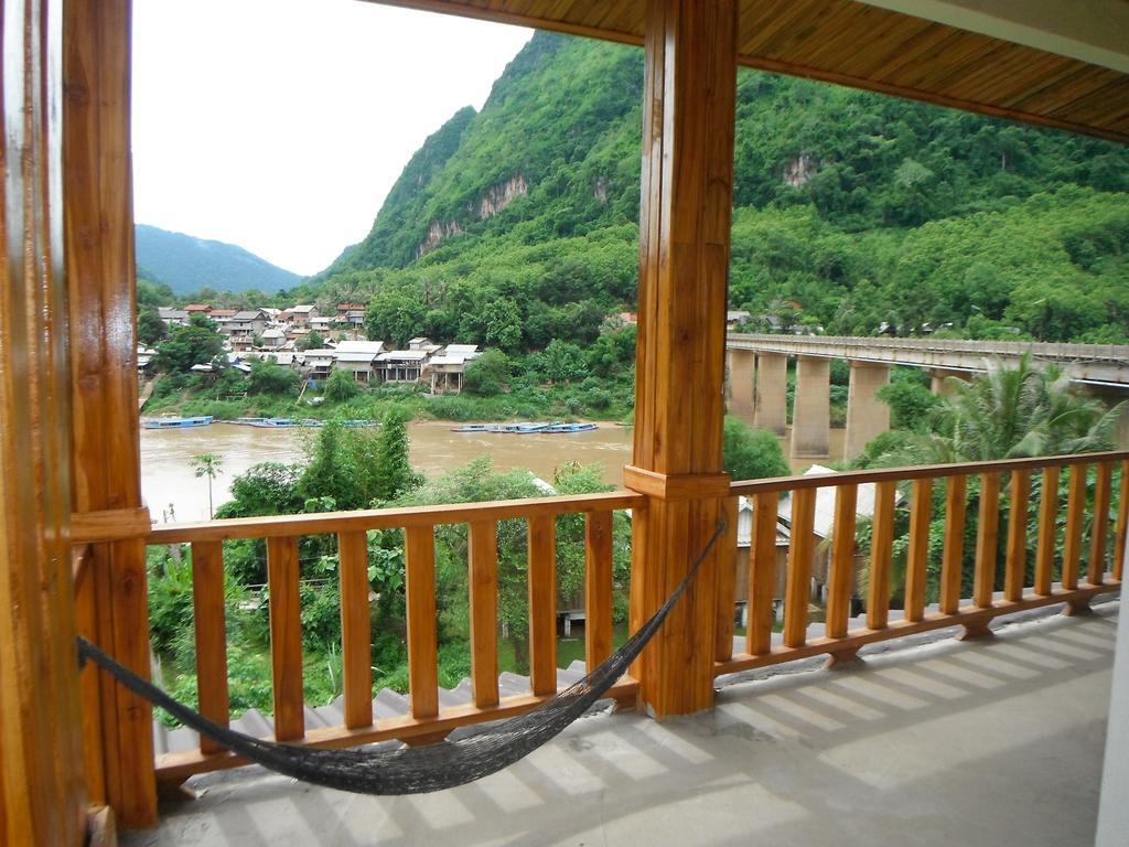 Vongmany Guesthouse Nong Khiaw Екстер'єр фото